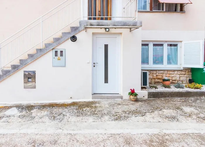 Διαμέρισμα Katarina *